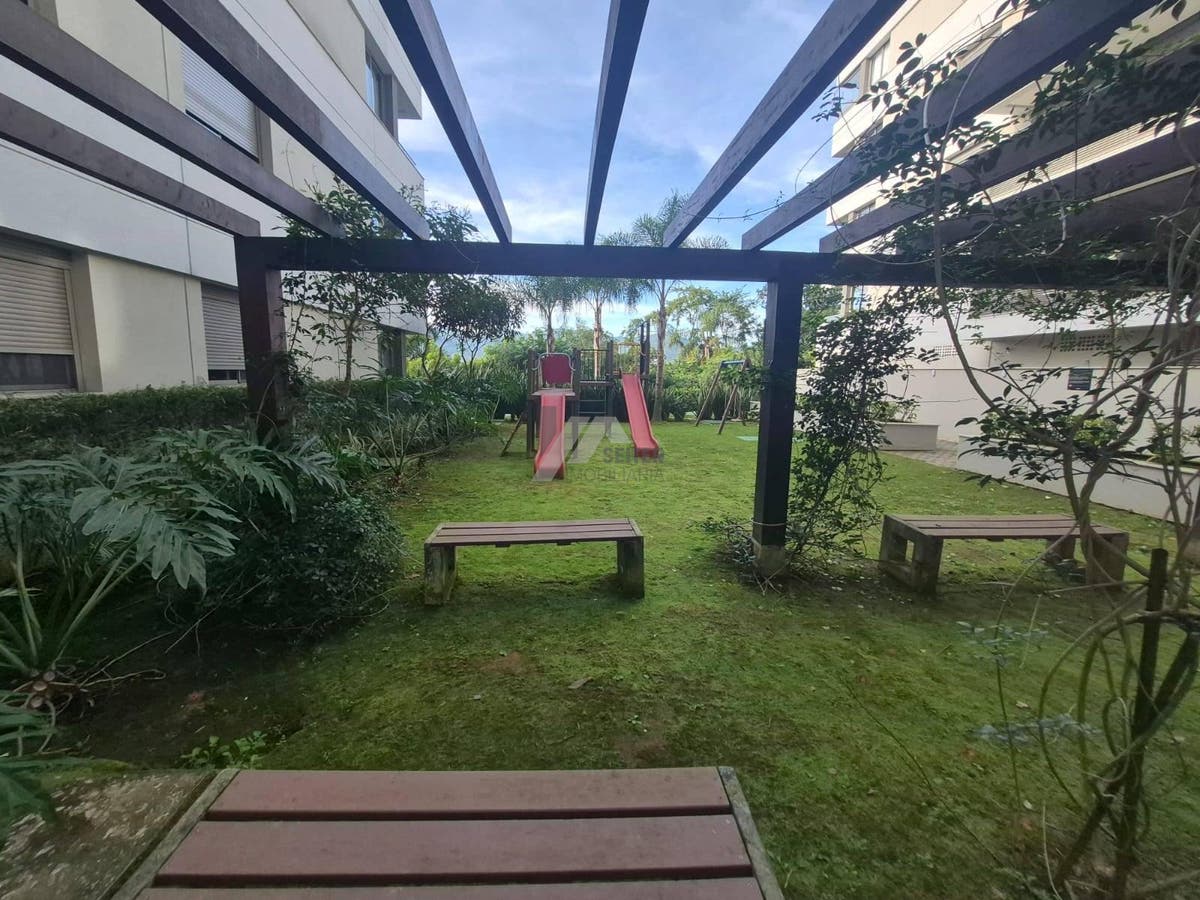 Apartamento a venda no Cacupe Florianopolis