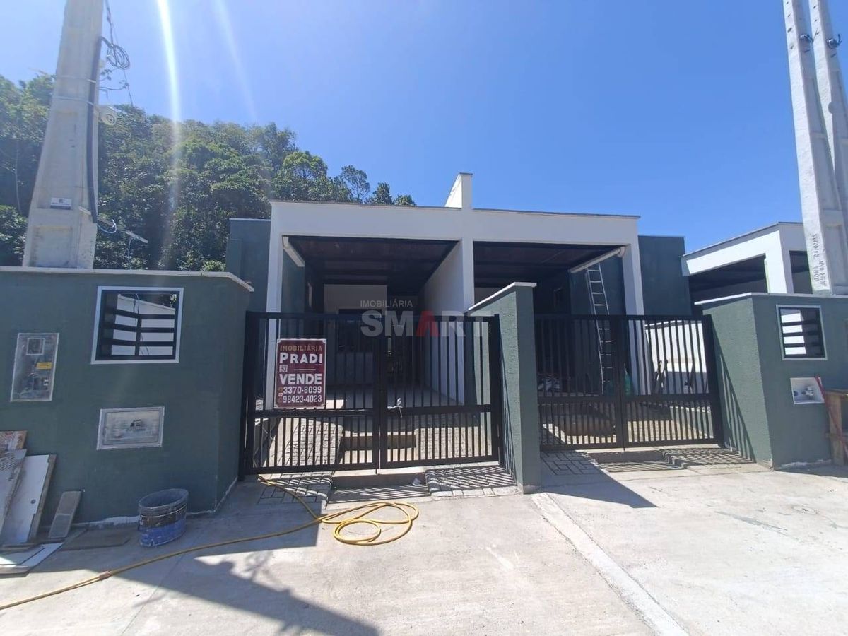 Casa Geminada Térrea com 01 Suíte + 01 Quarto em Três Rios do Norte