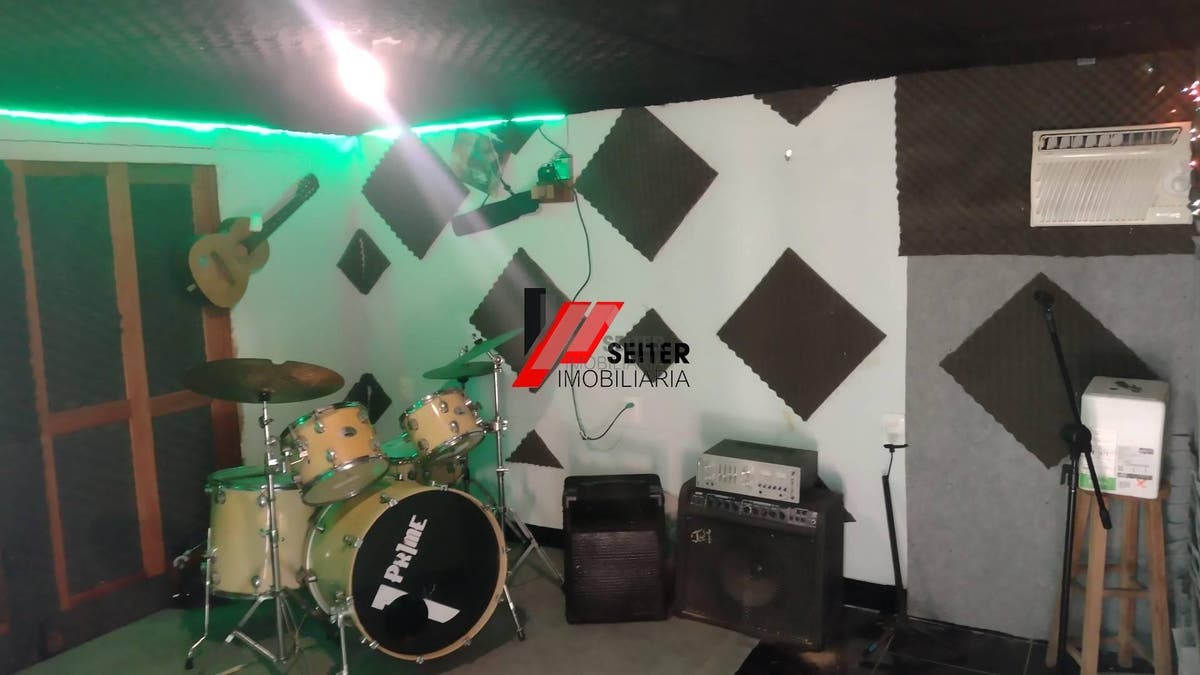 Casa a venda em Ribeirão da Ilha