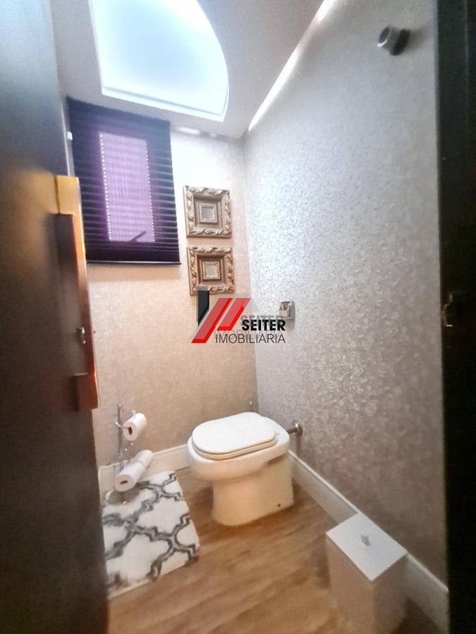 Casa de 4 dormitorios a venda Saco dos Limoes regiao central e proximo a UFSC