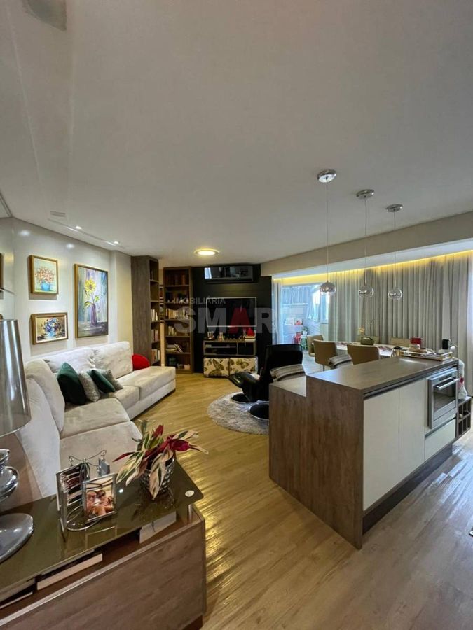 Apartamento com Terraço no Centro