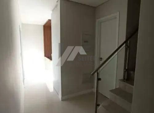 Casa 3 Dormitórios para Venda no Cachoeira do Bom Jesus Florianópolis