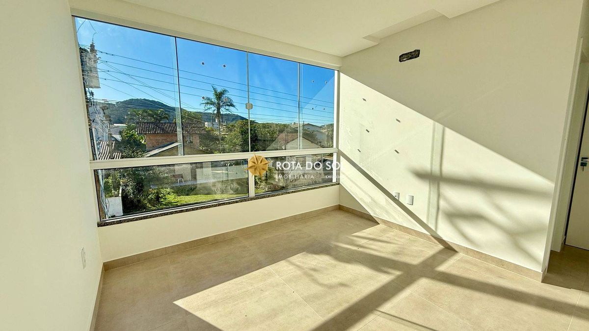Costa Amalfitana Residencial Sobrado novo 2 suítes Praia Zimbros Bombinhas SC - 13