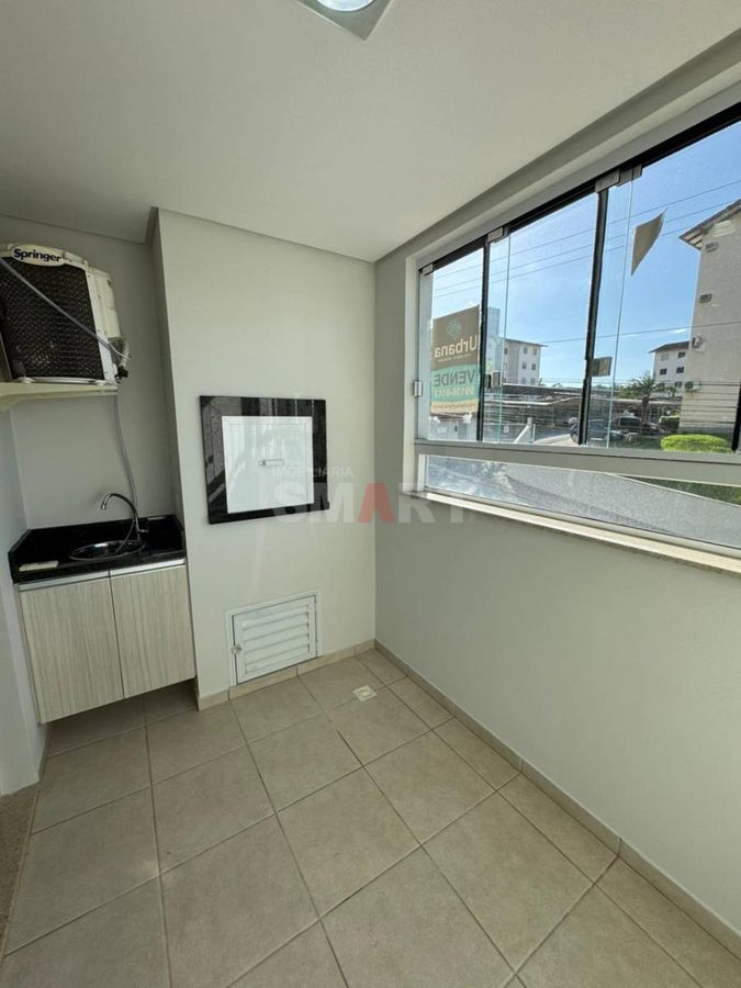 Apartamento no Jaraguá Esquerdo com 1 Suíte e 2 Quartos