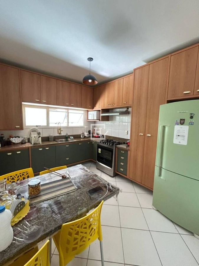 Casa com 5 quartos à Venda, Atalaia - Aracaju