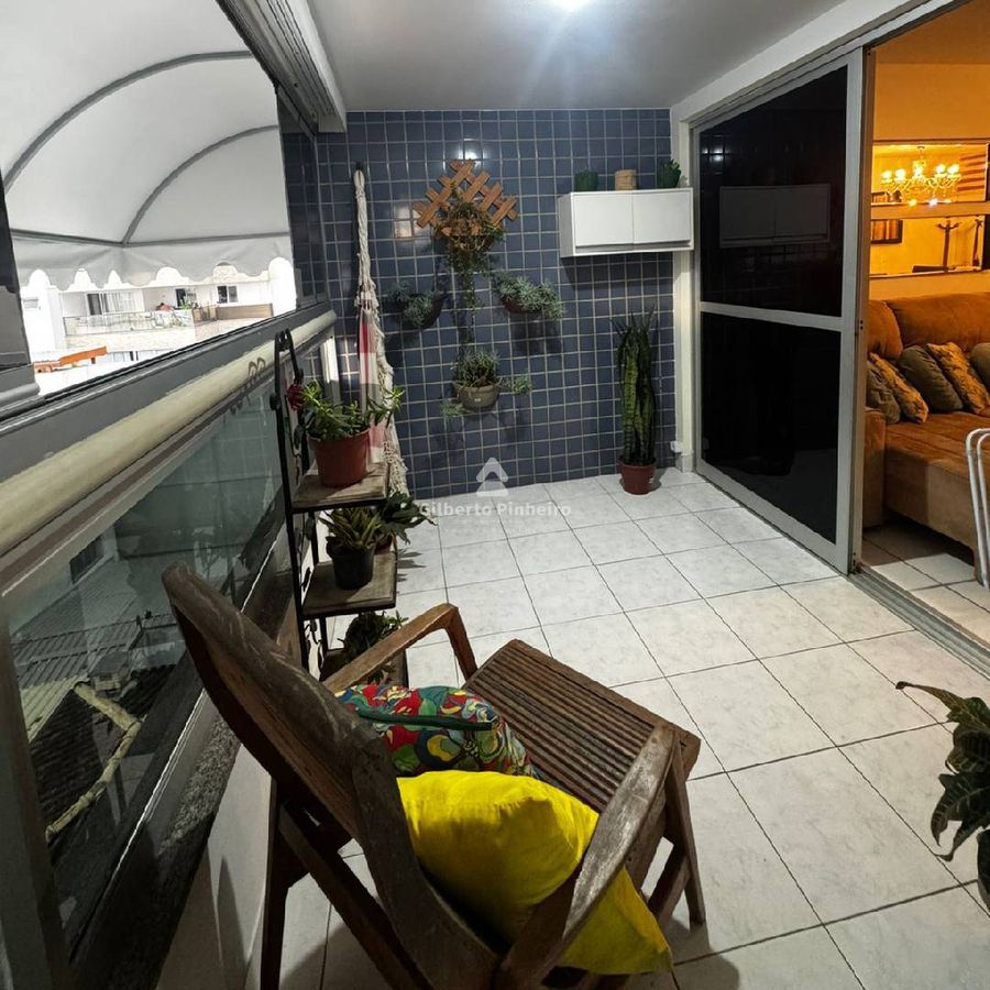 Apartamento à Venda no Centro de Guarapari com 3 Quartos