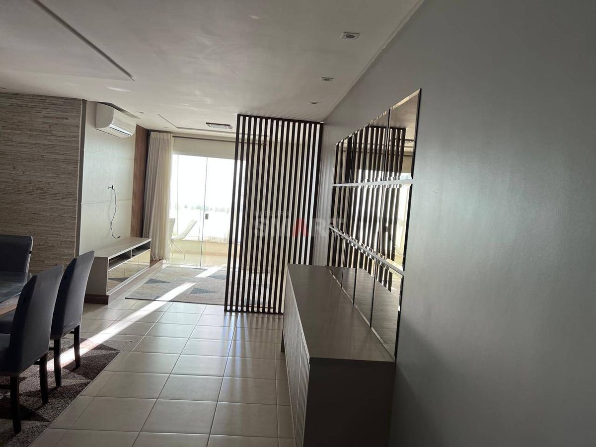Apartamento 3 quartos semimobiliado com 2 vagas de garagem e box