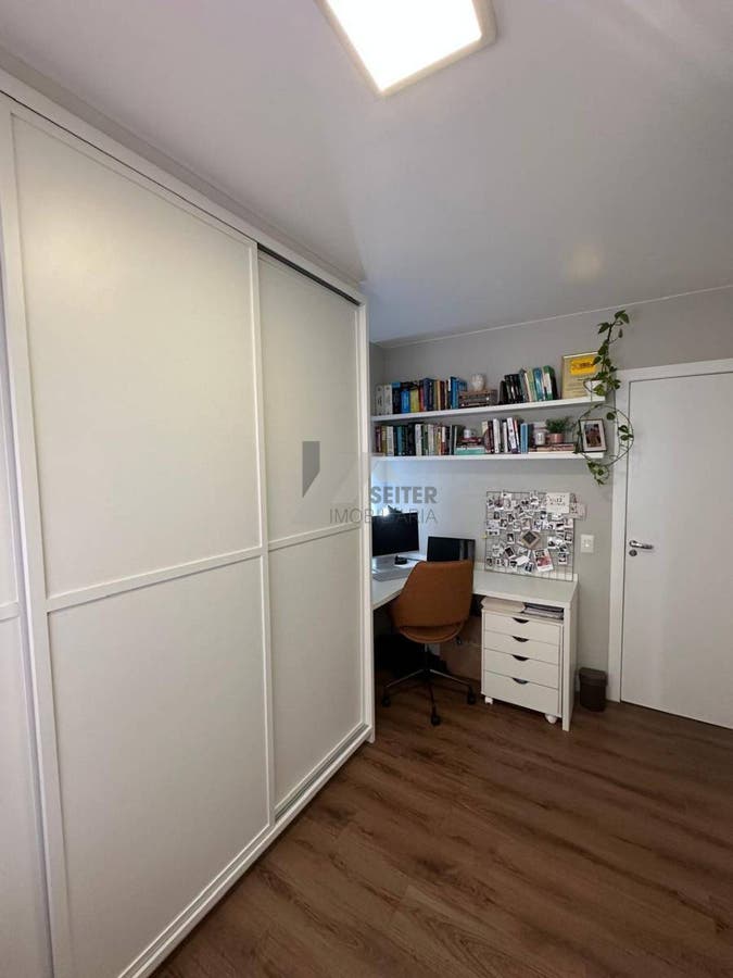 Apartamento de 3 dormitorios sendo 2 suites a venda Joao Paulo