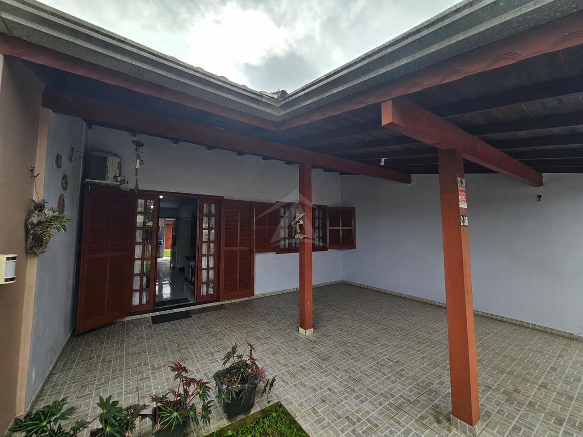 Casa a 200 metros da praia, 2 quartos sendo 1 suíte, bal brasília