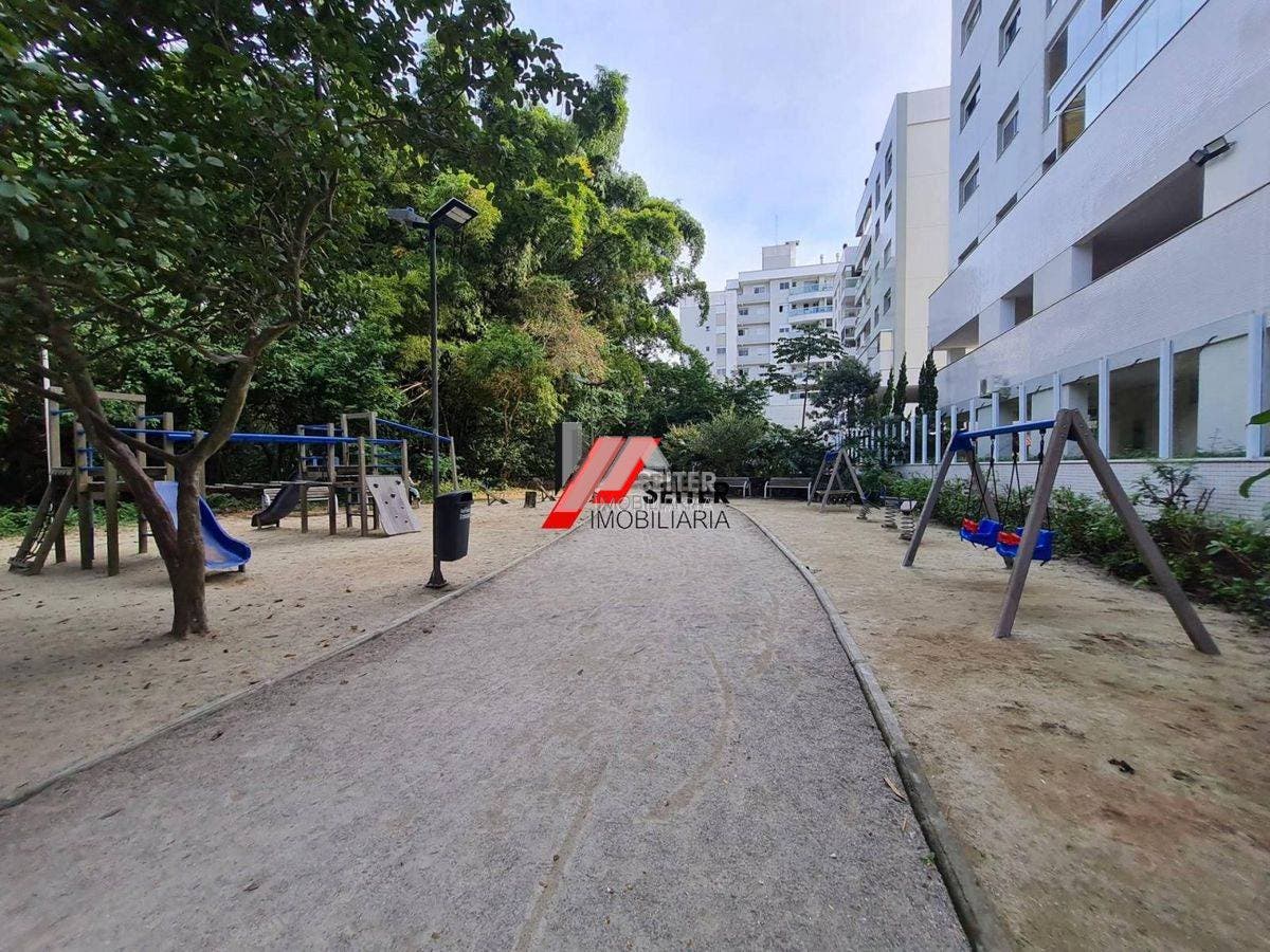 Cobertura com 2 quartos, Córrego Grande - Florianópolis