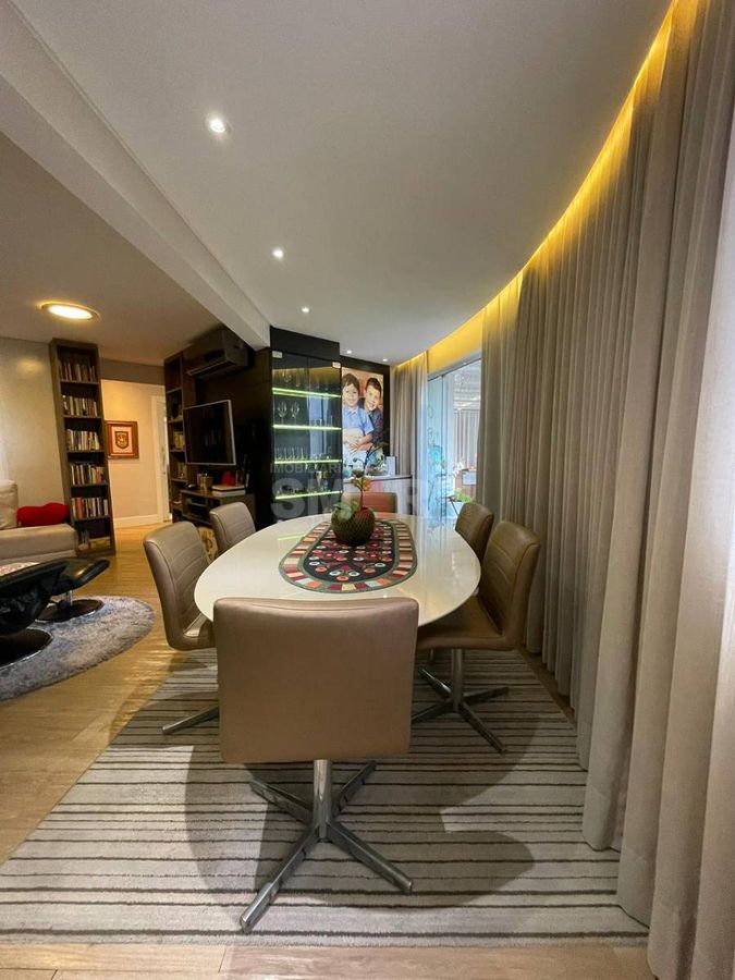 Apartamento com Terraço no Centro