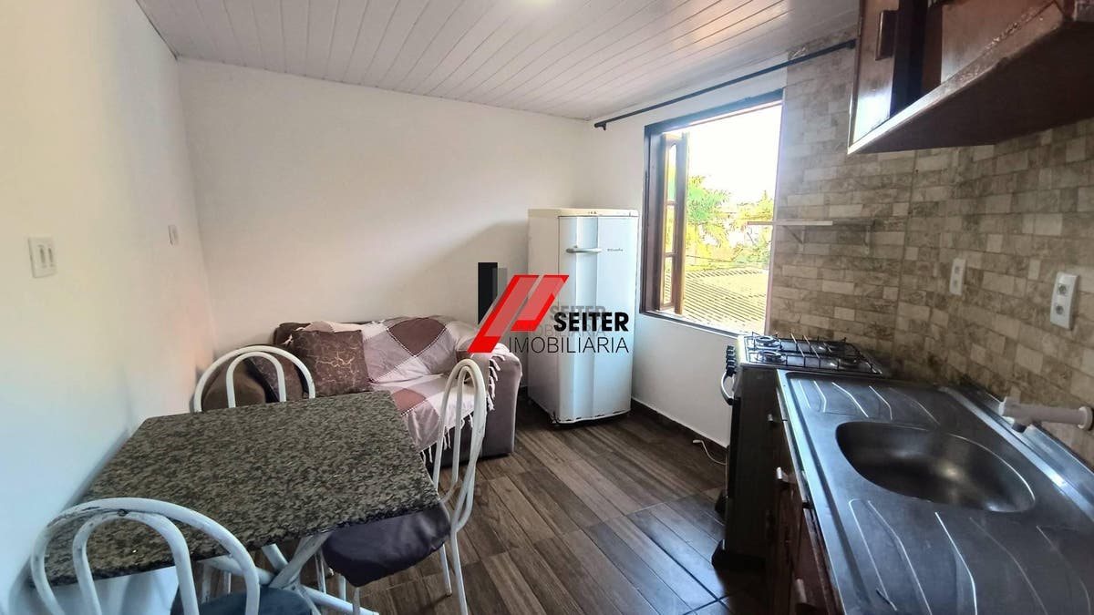 Casa comercial a venda em Canasvieiras norte de Florianópolis