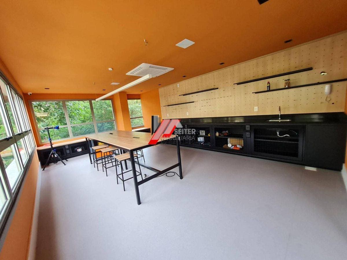 Cobertura com 2 quartos, Córrego Grande - Florianópolis