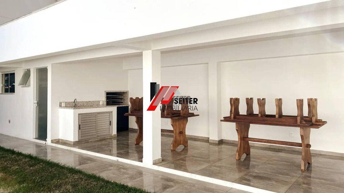 Apartamento 2 dormitorios mobiliado a venda Itacorubi Florianopolis
