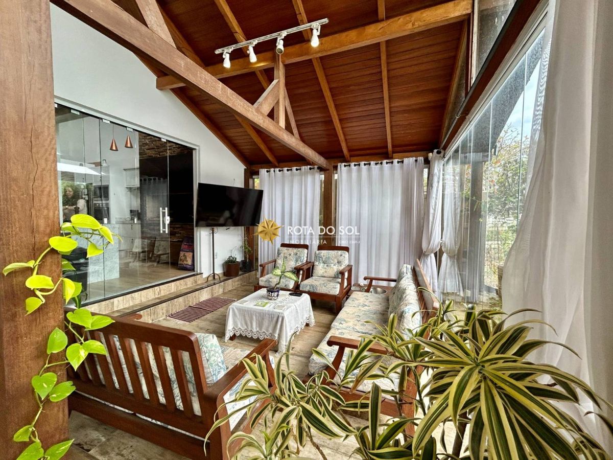 Casa Frente Mar à venda Praia de Canto Grande Bombinhas SC - 10