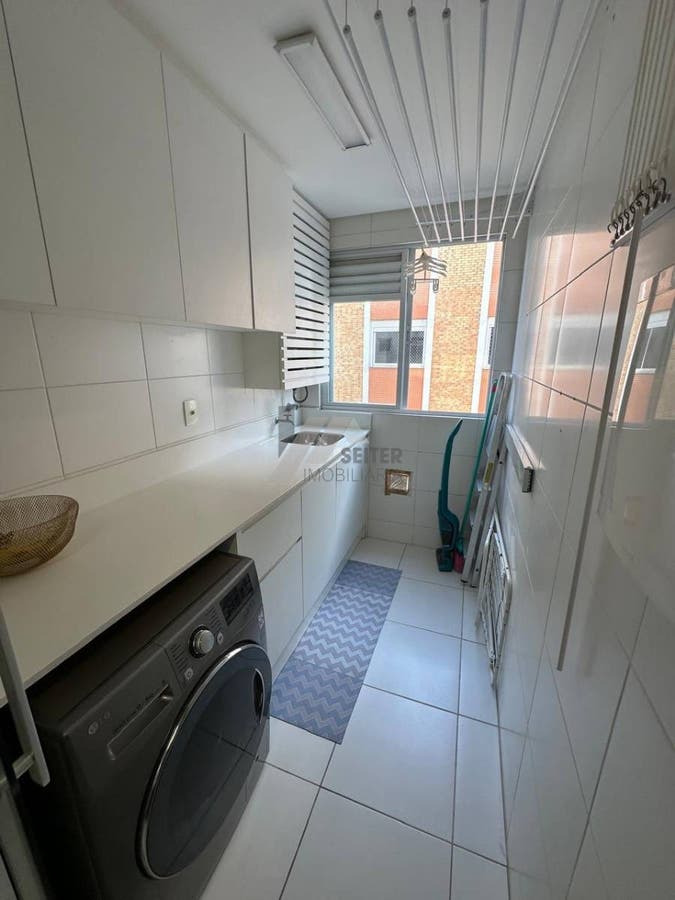 Apartamento de 3 dormitorios sendo 2 suites a venda Joao Paulo