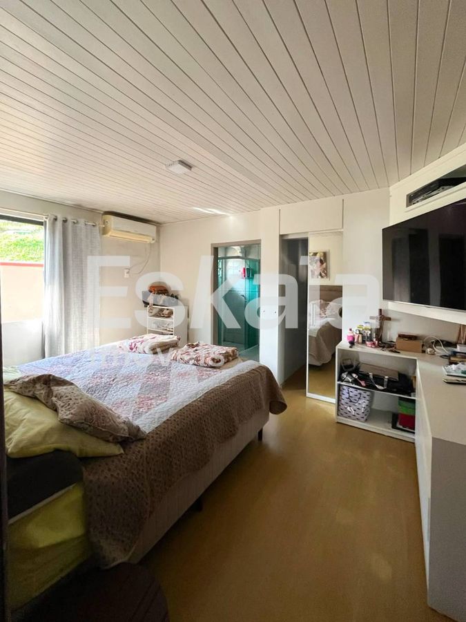 Casa Com 04 Quartos, Sendo 01 Suíte Com Closet Vila Lenzi - Jaraguá do Sul