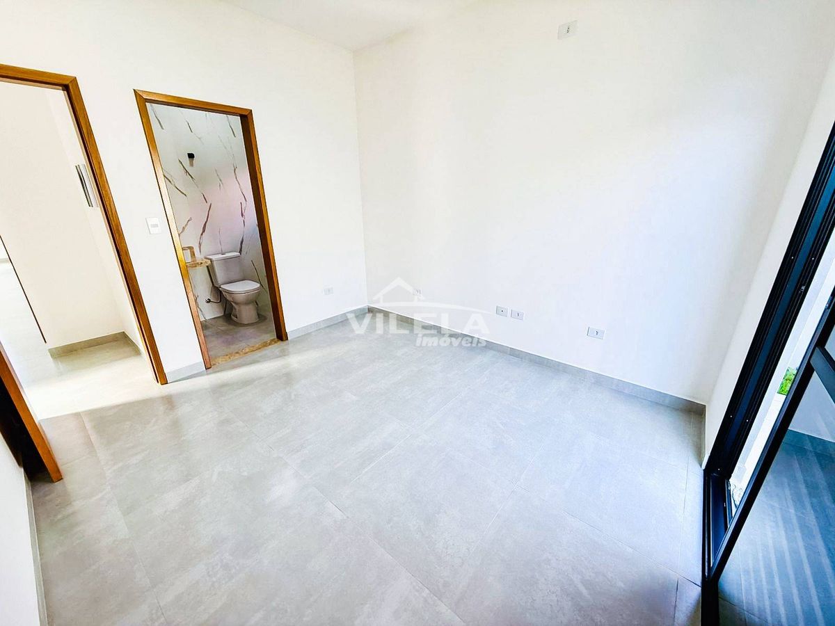 Casa -moderna-pé direito alto golfinho-caraguatatuba-sp