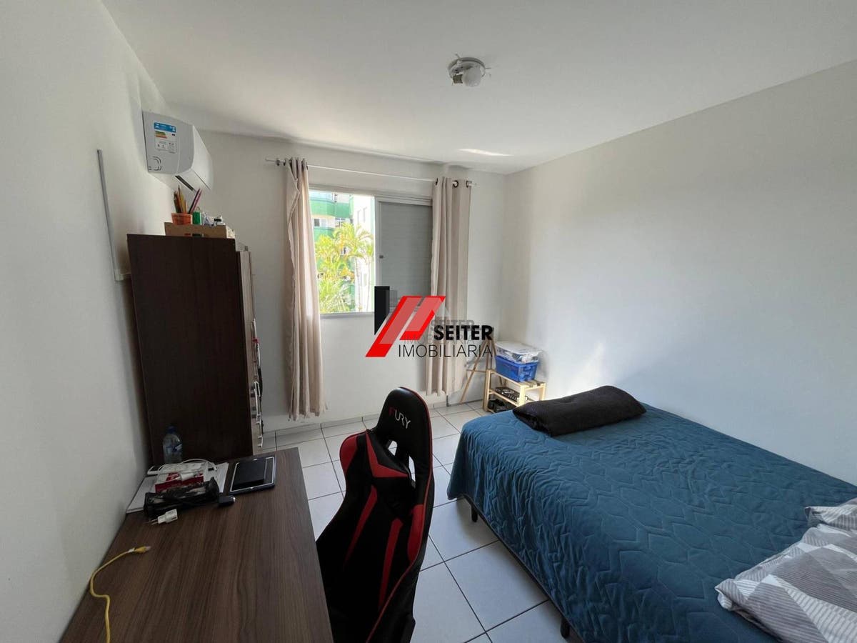 Apartamento á venda no bairro Córrego Grande em Florianópolis