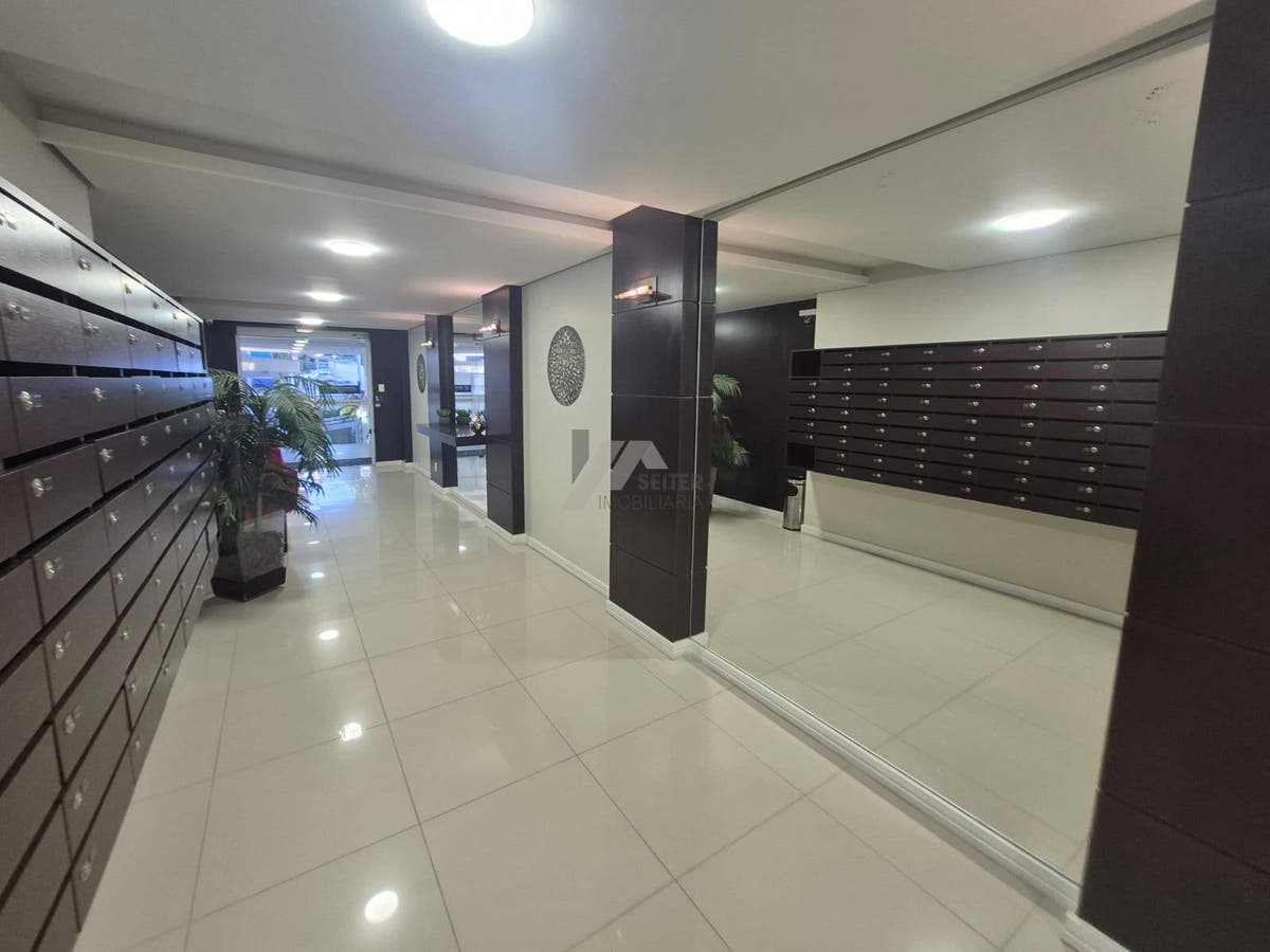 Apartamento de 2 dormitorios com suite a venda Itacorubi Residencial Las vegas