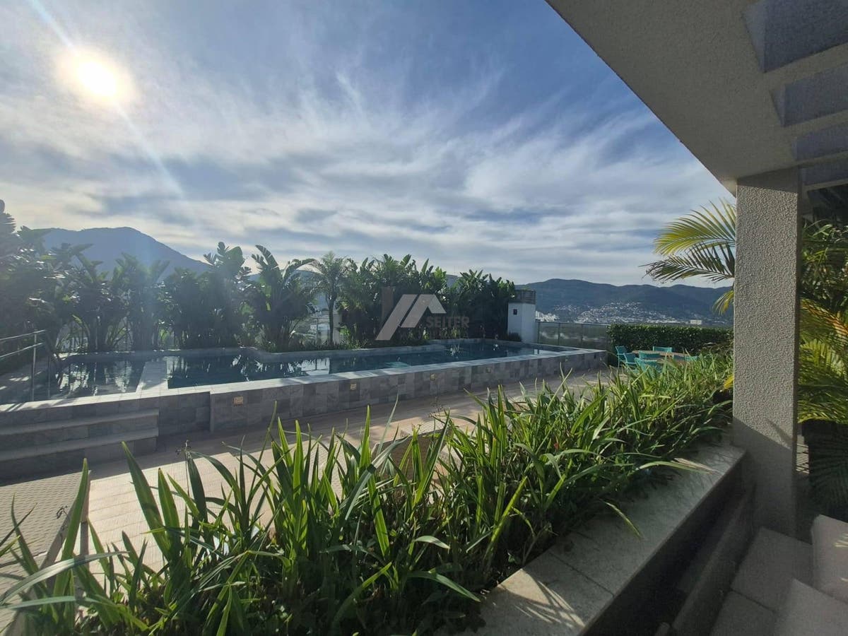 Apartamento a venda no Cacupe Florianopolis