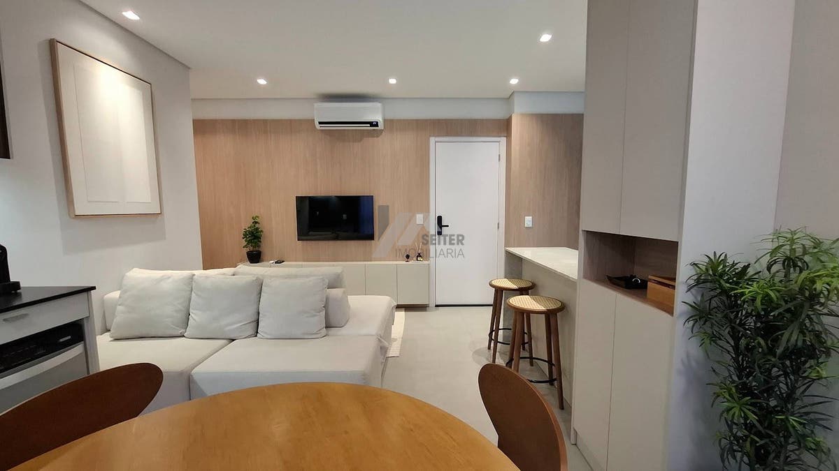 Apartamento 2 dormitórios para Venda no Carvoeira Florianópolis