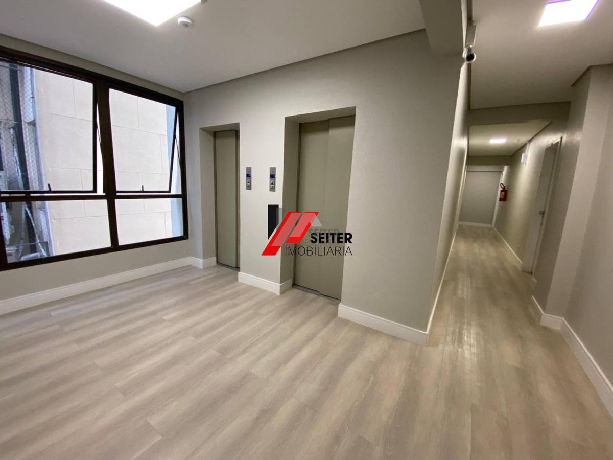 Sala comercial a venda no Centro de Florianópolis