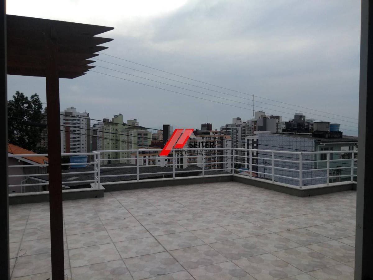 Casa a venda agronômica Florianópolis