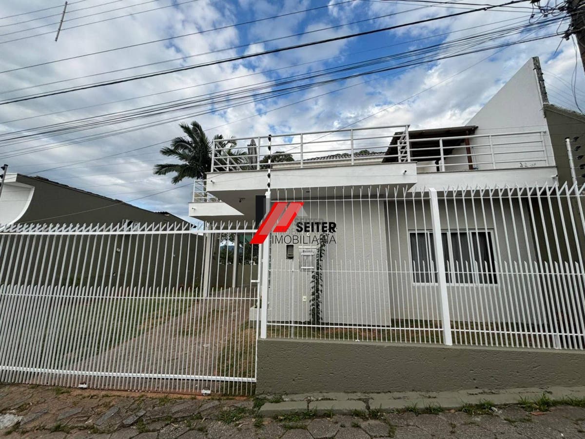 Casa a venda agronômica Florianópolis