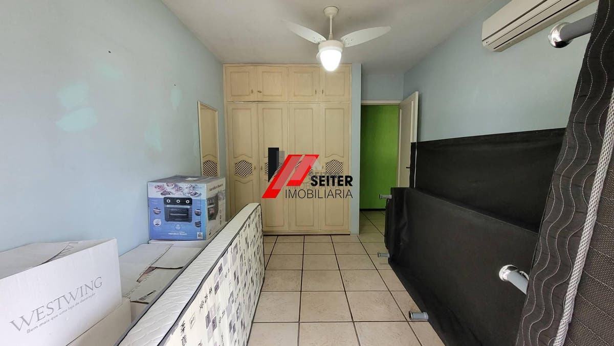 Casa com 4 quatro quartos para locação trindade florianópolis