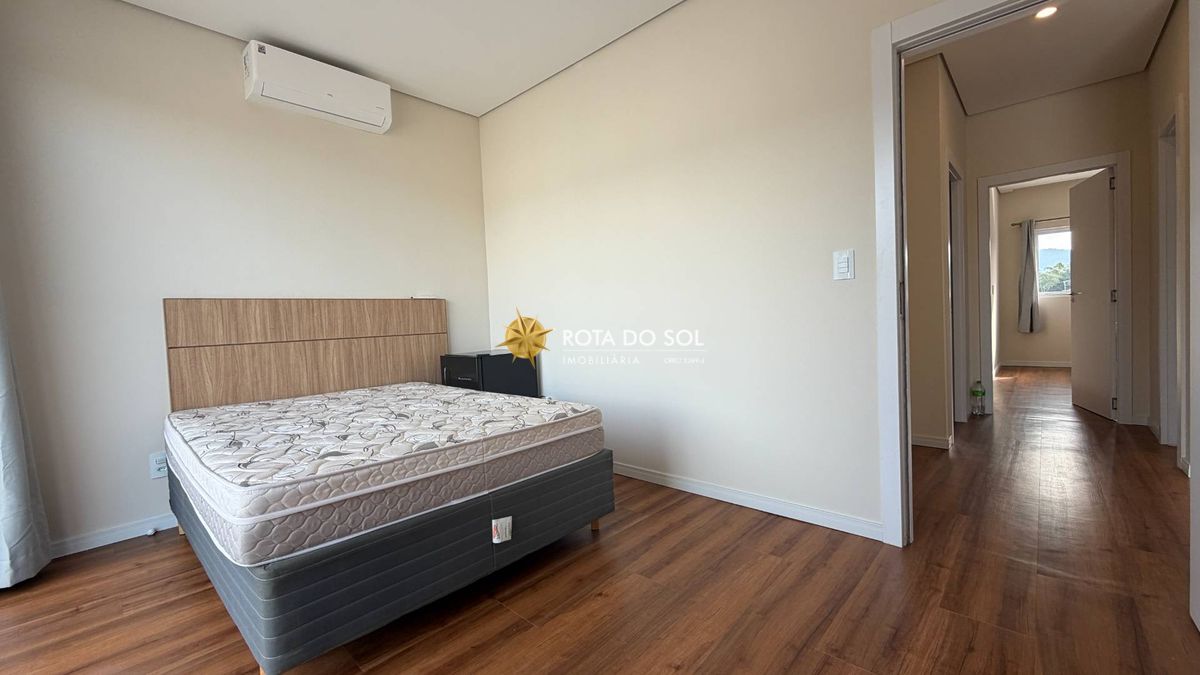 Casa 3 Dormitórios Praia Bombas Bombinhas SC - 13