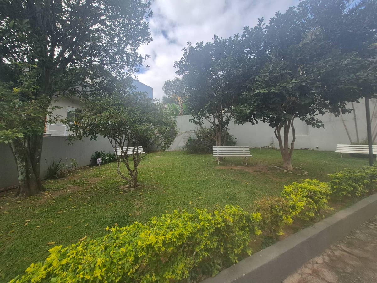 Apartamento com 2 quartos, Carvoeira - Florianópolis