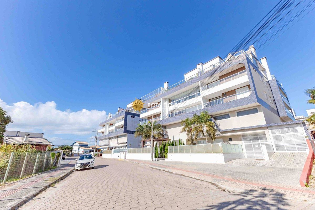 Mar de Fora Residencial Cobertura vista mar mobiliada Praia Mariscal Bombinhas SC
