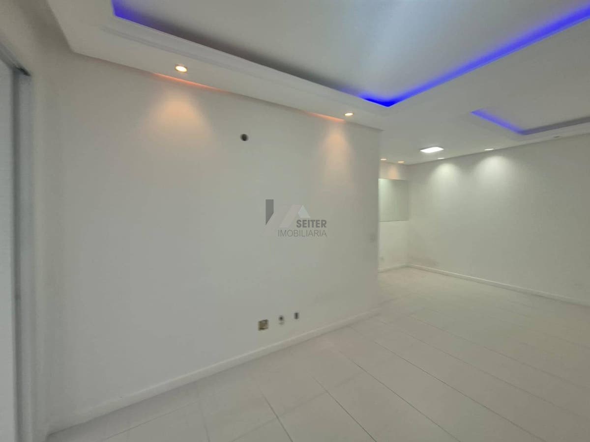 Apartamento com 3 quartos para Locação, Itacorubi - Florianópolis