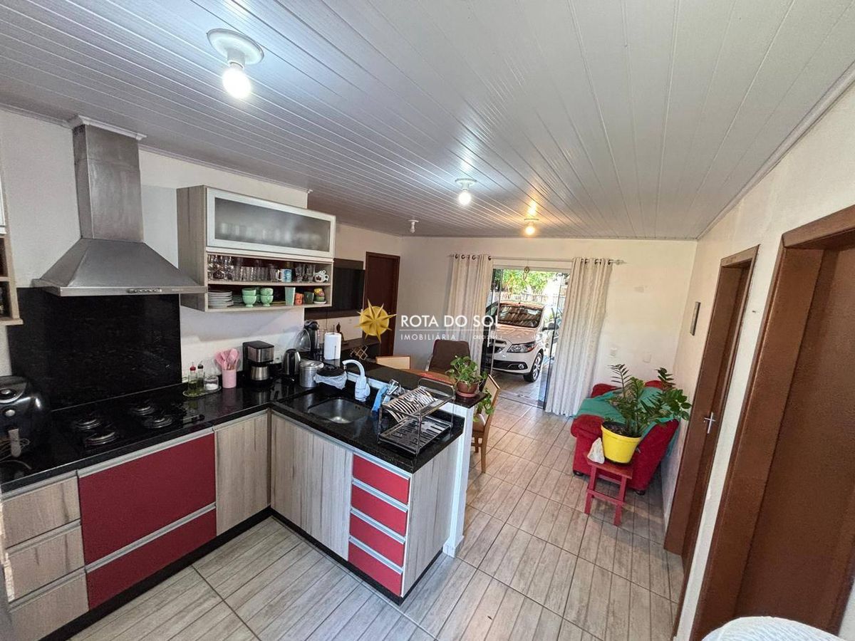 Casa 4 Dormitórios Praia de Bombas Bombinhas SC - 9