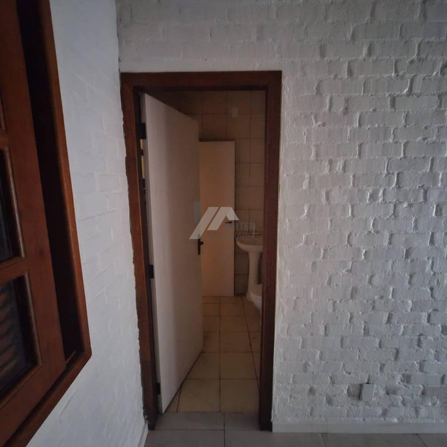 Casa para alugar no Itacorubi com 3 quartos