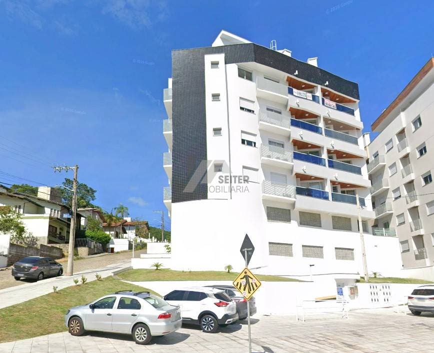 Apartamento de 2 quartos para locação no Itacorubi