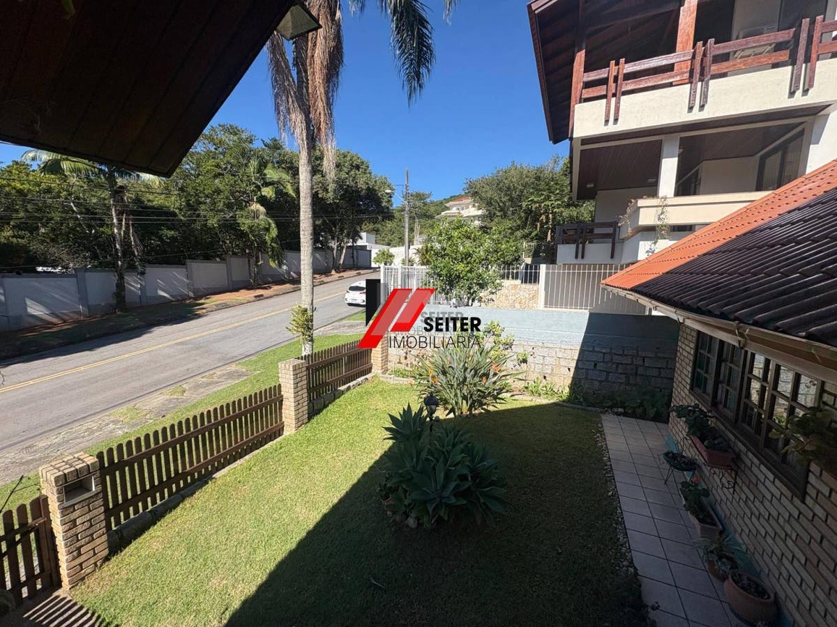 Casa a venda no João paulo próximo ao floripa shopping
