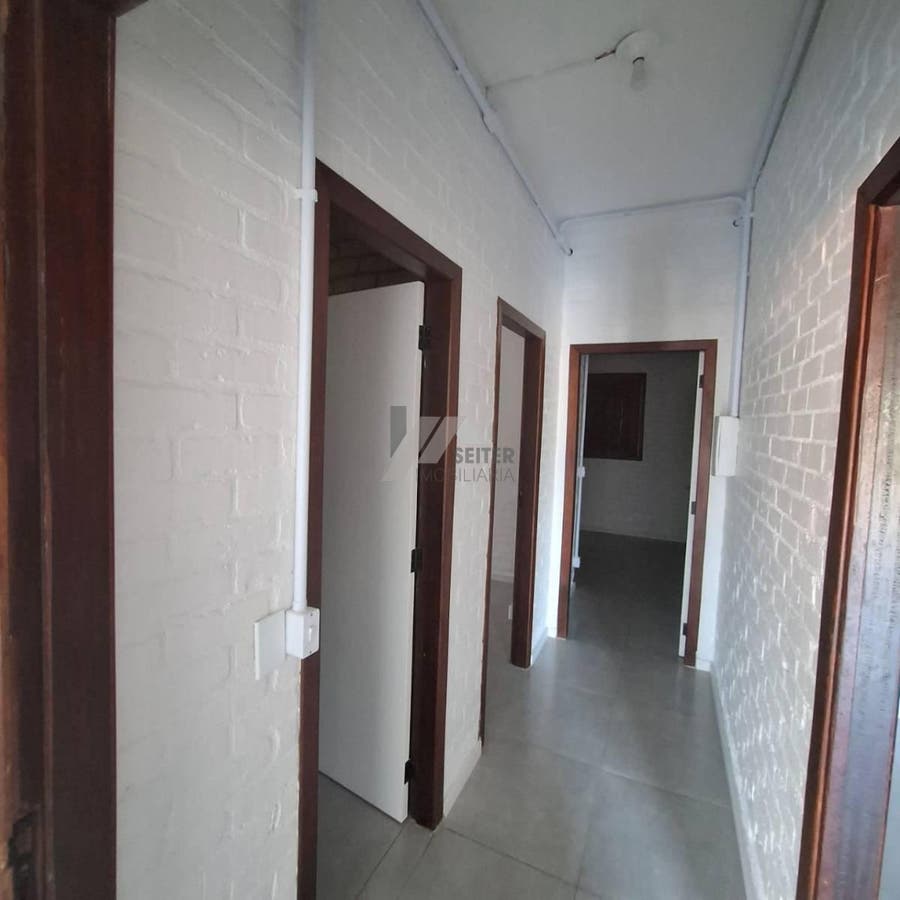 Casa para alugar no Itacorubi com 3 quartos