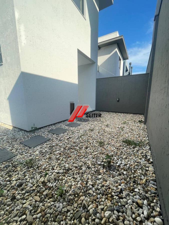 Casa geminada à venda no bairro Campeche em Florianópolis