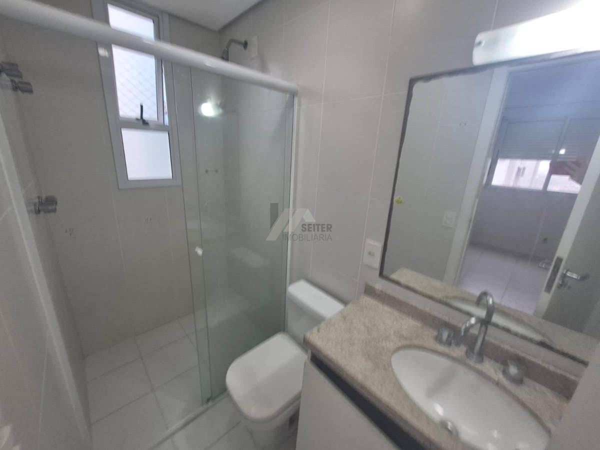 Apartamento com 3 quartos para Locação, Itacorubi - Florianópolis