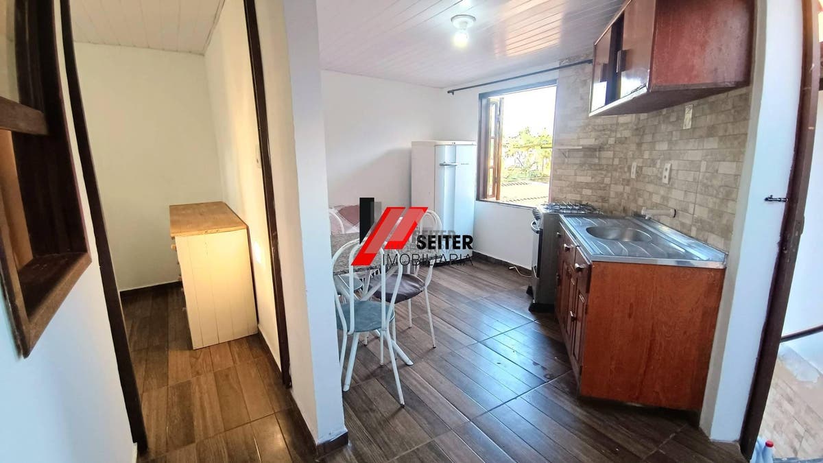 Casa comercial a venda em Canasvieiras norte de Florianópolis