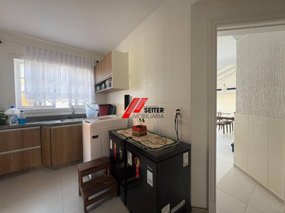 Casa de 4 suites a venda Ssanta Monica Florianopolis