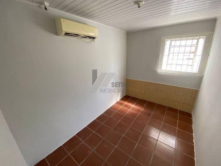 Terreno com duas casas à venda no Bairro Trindade em Florianópolis