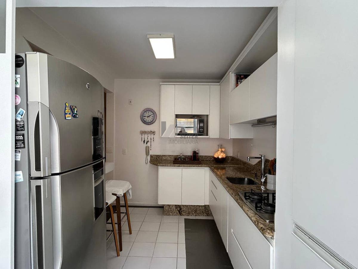Apartamento com 3 dormitórios para a venda no Itacorubi