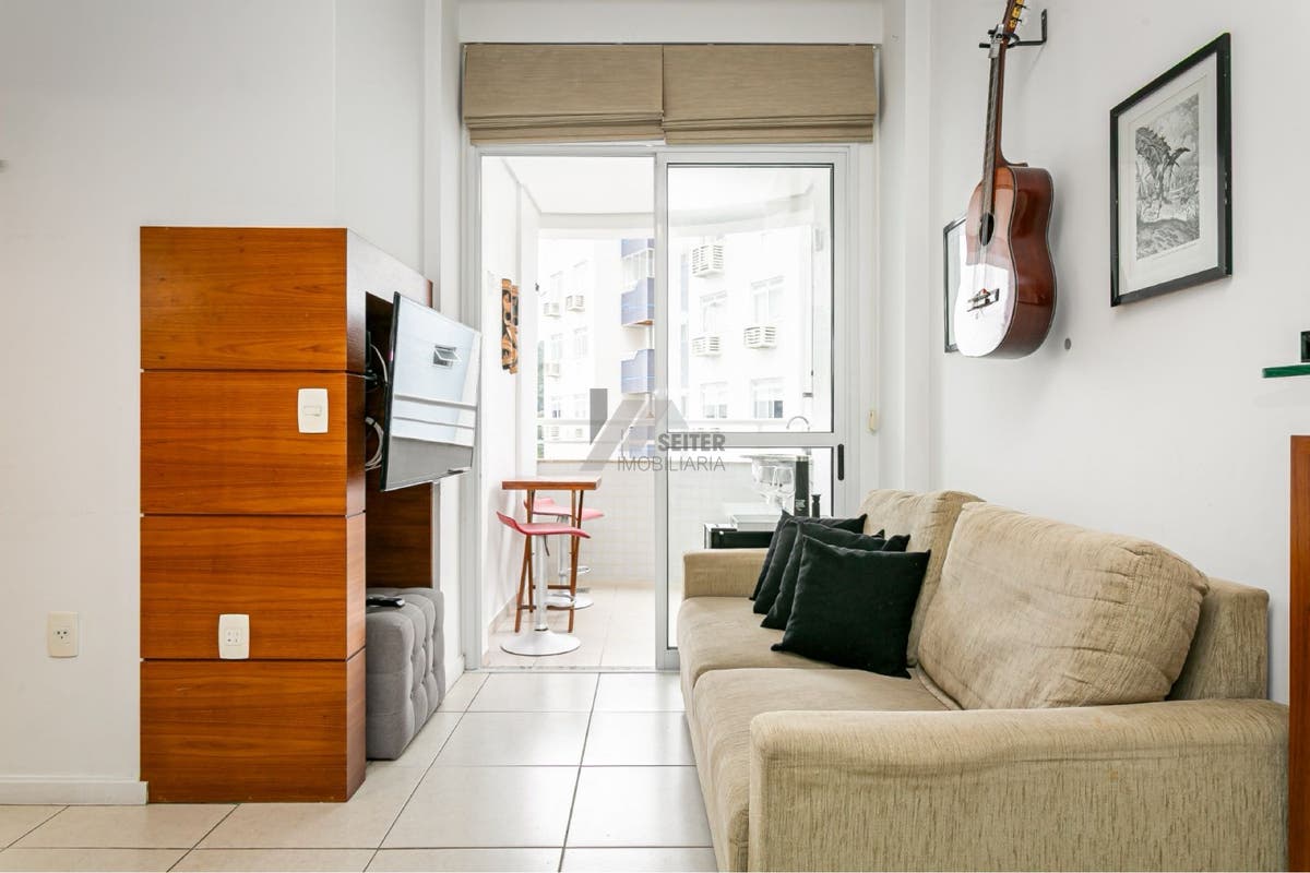 Residencial › Apartamento, 2 dormitórios, para Aluguel no Itacorubi-