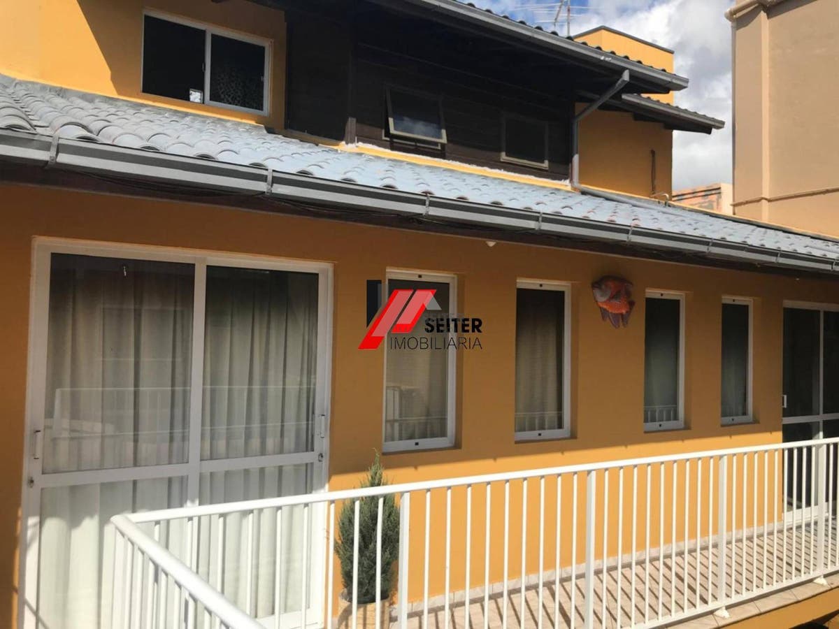Casa à venda no Centrinho da Lagoa em Florianópolis