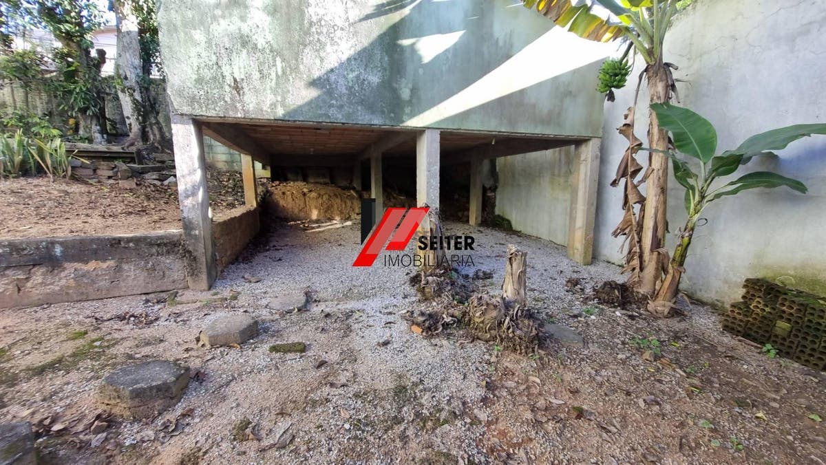 Terreno comercial á venda Saco dos Limões Florianópolis