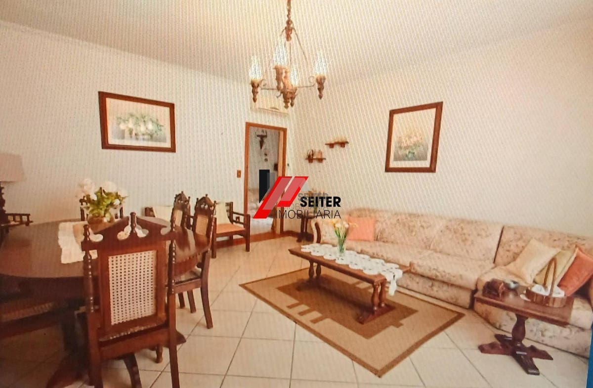 Casa à venda na trindade Florianópolis