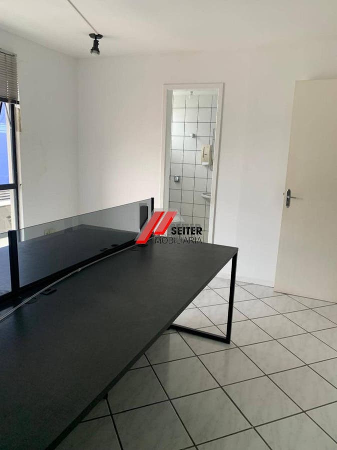 Sala comercial para alugar no centro de Florianópolis proximo mercado publico